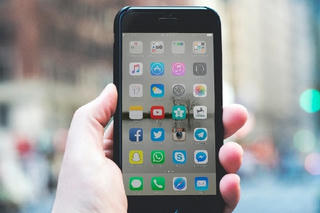 Cảnh báo 6 ứng dụng âm thầm theo dõi bạn trên Android và iPhone