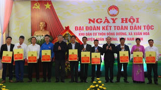 Đoàn kết để xây dựng quê hương