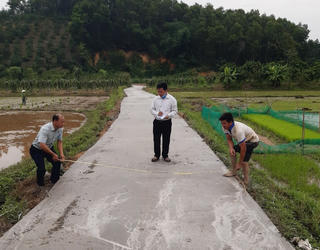 Đẩy mạnh thực hiện dân chủ ở cơ sở