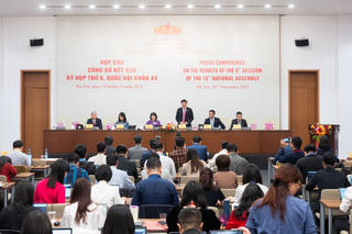 Người đã có thẻ căn cước không phải bổ sung thêm thông tin về mống mắt