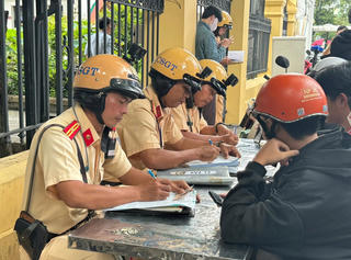 TP Hồ Chí Minh: Siết tình trạng học sinh chạy xe gắn máy