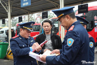 Thanh tra Hà Nội đột xuất kiểm tra bến xe dịp cận Tết