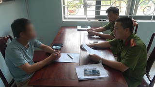 Sau khi sử dụng rượu bia, người đàn ông gọi đến đường dây nóng Công an báo tin giả