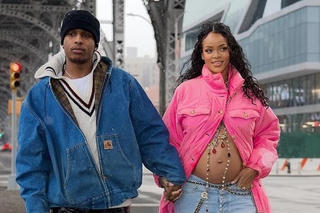 Rihanna hạ sinh con thứ hai cho bạn trai ASAP Rocky