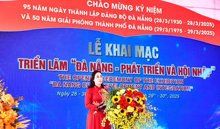 Khai mạc triển lãm 'Đà Nẵng - phát triển và hội nhập'