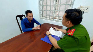 Dùng ‘bùa ngải tâm linh’ dẫn dụ phụ nữ quay video khỏa thân để tống tiền