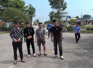 Bắt nhóm đối tượng đánh đập, uy hiếp để cướp tài sản của shipper