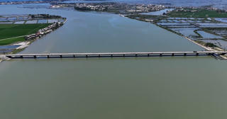 Đập ngăn mặn, giữ ngọt lớn nhất Huế trước ngày 'đại tu'