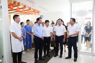 Bí thư Tỉnh ủy Đặng Xuân Phong: Bệnh viện Sản Nhi Phú Thọ đủ tiềm năng trở thành bệnh viện vùng