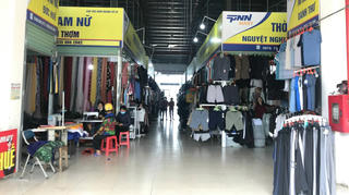 Vì sao 'chợ trá hình' vẫn tồn tại?