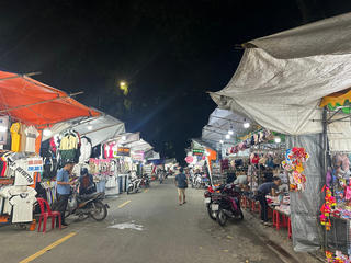 Nỗi lòng chợ đêm Biên Hùng