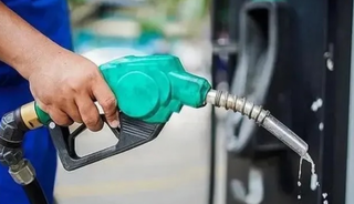 Giá xăng tăng giảm trái chiều phiên điều hành ngày 12/12