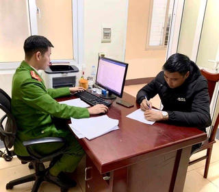 Khởi tố nghi can lừa xuất khẩu lao động chiếm đoạt tài sản