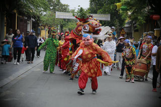 [ẢNH] Quảng Nam: Du khách đến với Di sản văn hóa thế giới ngày đầu năm 2023