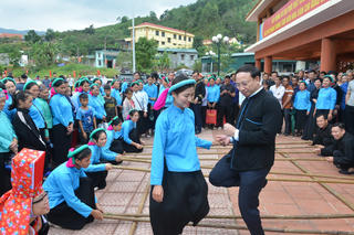 Niềm vui trong Ngày hội Đại đoàn kết