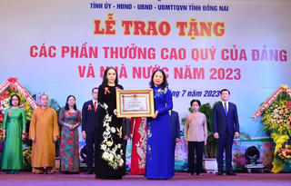 Phó Chủ tịch Tập đoàn KN Holdings được tặng Huân chương Lao động hạng Nhất