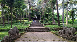 Trùng tu di tích: Ngẫm chuyện xưa, lo chuyện nay - Bài 1: Băn khoăn từ dự án trùng tu hai “đại danh thắng” xứ Đoài