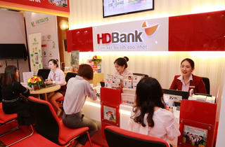 Lãnh đạo VPBank và HDBank phát biểu về khả năng được nới ‘room’ ngoại lên 49%