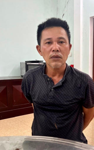 Tạm giữ đối tượng đâm chánh án tòa án huyện tại trụ sở