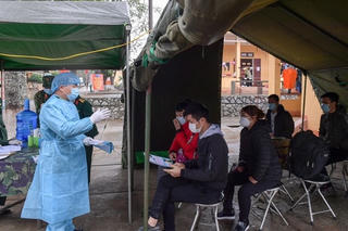 Hà Nội giải thể 13 cơ sở thu dung, điều trị người bệnh Covid-19