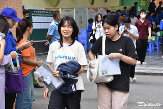 Gần 7.400 thí sinh bỏ thi môn Toán tốt nghiệp THPT 2025