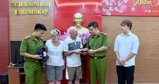 Quảng Ninh: Bắt giữ shipper cướp tài sản của du khách nước ngoài