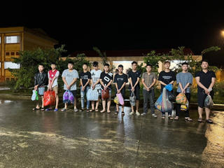 Quảng Ninh: Tạm giữ hình sự 12 thanh niên giải quyết mâu thuẫn bằng dao kiếm