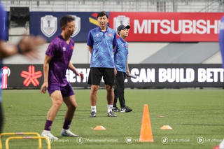 HLV Kim Sang Sik: Đội tuyển Việt Nam nỗ lực hết mình để thắng Singapore