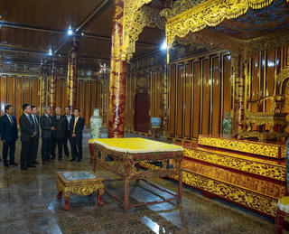 Thừa Thiên - Huế đón nhận bằng di sản tư liệu thế giới của UNESCO