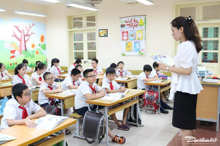 Lương giáo viên sẽ thay đổi thế nào khi được luật hoá?