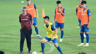 Đẩy nhanh tốc độ tập luyện của ĐT Việt Nam và U23 Việt Nam