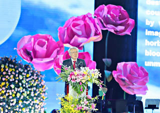 Phó Thủ tướng Nguyễn Hòa Bình dự khai mạc Festival hoa Đà Lạt lần thứ 10