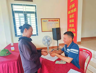 Bất ngờ với số tiền ủng hộ của người dân tại một thôn nghèo ở Hà Tĩnh