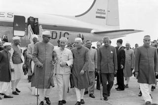 Chủ tịch Hồ Chí Minh – Người bạn thân thiết sống mãi trong lòng bạn bè quốc tế