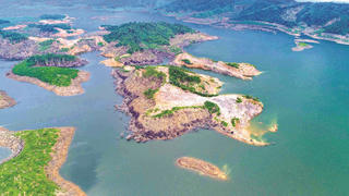 ‘Hòn ngọc xanh’ bên dãy Trường Sơn