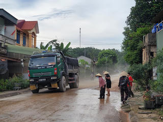 Công ty Cổ phần Xây dựng VACIC (Thanh Hóa): Vận chuyển đất gây ô nhiễm môi trường