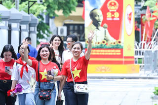 Thủ tướng chỉ đạo đảm bảo người dân có những ngày vui an toàn trọn vẹn nhân Tết Độc lập