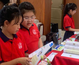 Sách giáo khoa cho năm học mới