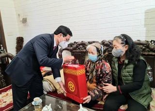 Khoảng 10 nghìn tỷ đồng hỗ trợ các đối tượng dịp Tết Nguyên đán