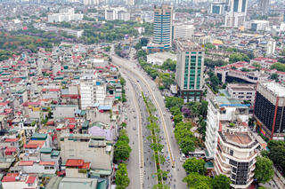 Ngắm những con đường giá hàng tỷ đồng một mét ở Hà Nội