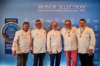 Vinamilk sở hữu thêm các 'giải vàng' chất lượng từ giải thưởng quốc tế Monde Selection tại Bỉ