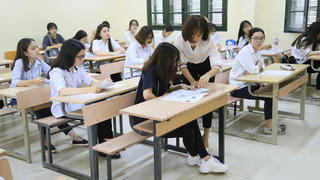 Giữ chuẩn mực học đường