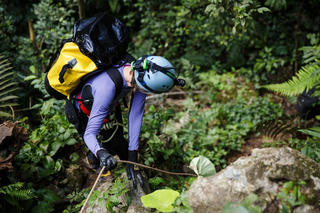 Hành trình khám phá 'vương quốc hang động'