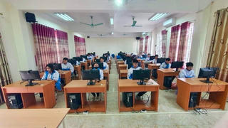 Xây dựng văn hóa số trong giáo dục