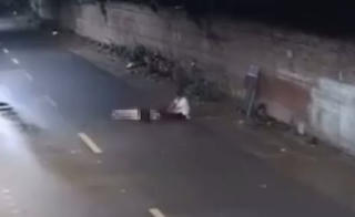 Vụ một phụ nữ bị đâm nhiều nhát dao ở Sóc Sơn: Nghi phạm có liên quan đã tử vong?