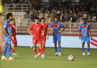 Đội tuyển Việt Nam hòa Philippines đầy kịch tính ở phút bù giờ