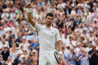 Novak Djokovic chiến thắng vất vả trước tay vợt Hàn Quốc