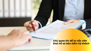 'Tôi để nhân viên bảo hiểm khai hộ hồ sơ vì là người quen'