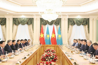 Tổng Bí thư Tô Lâm hội đàm với Tổng thống Kazakhstan