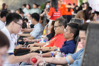 Giọt thương 2025: ROX Group chung tay hiến máu, lan tỏa giá trị sống đẹp